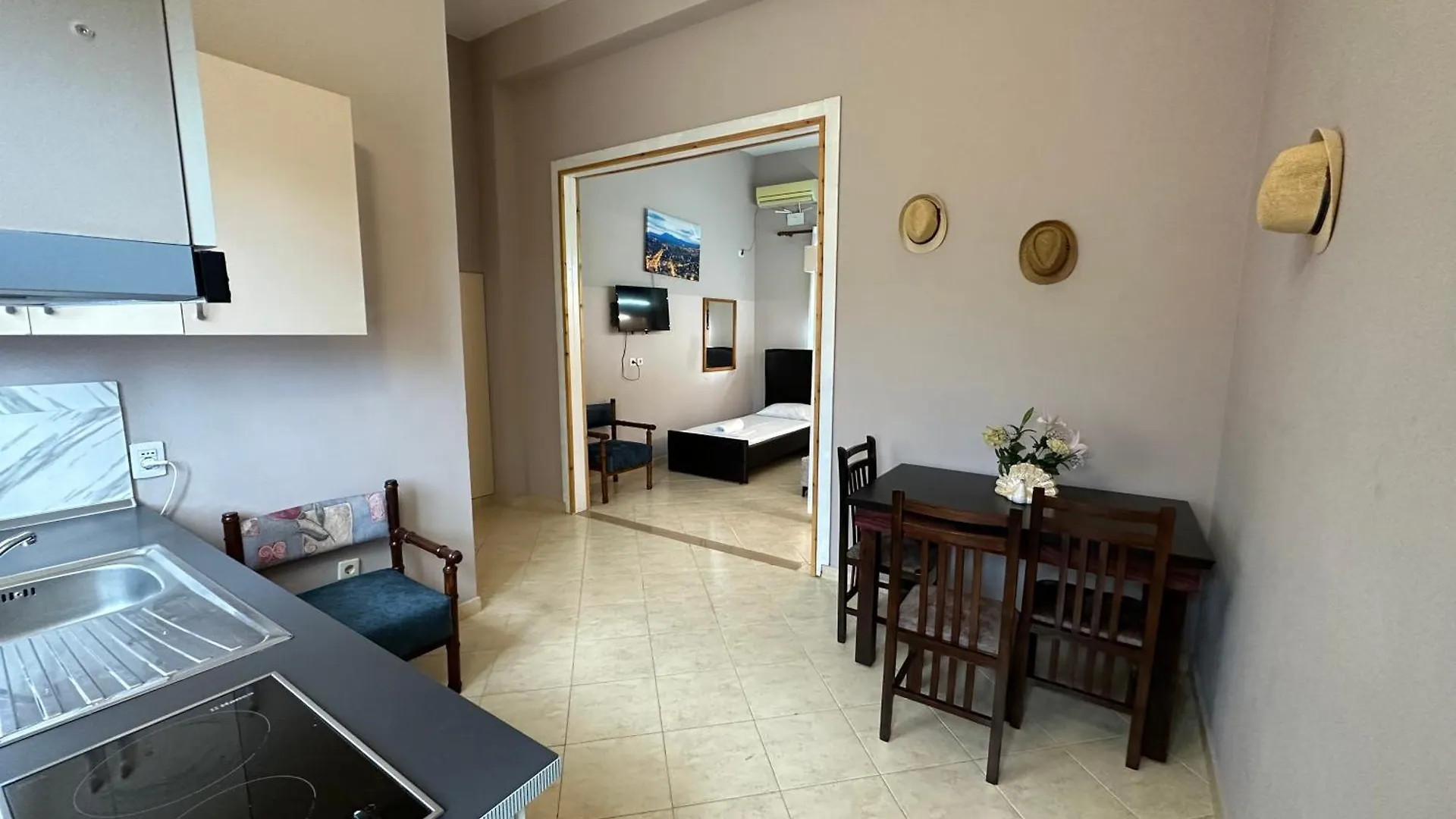 Anel Studios Vlore