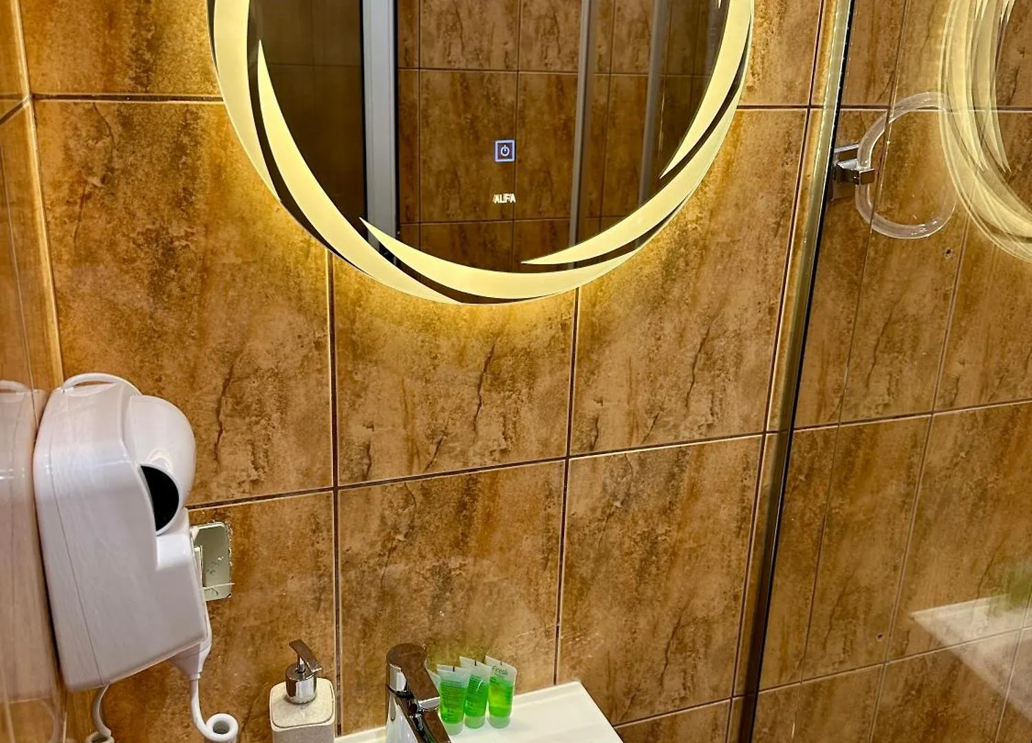 Anel Studios Vlore 0*,  Albania