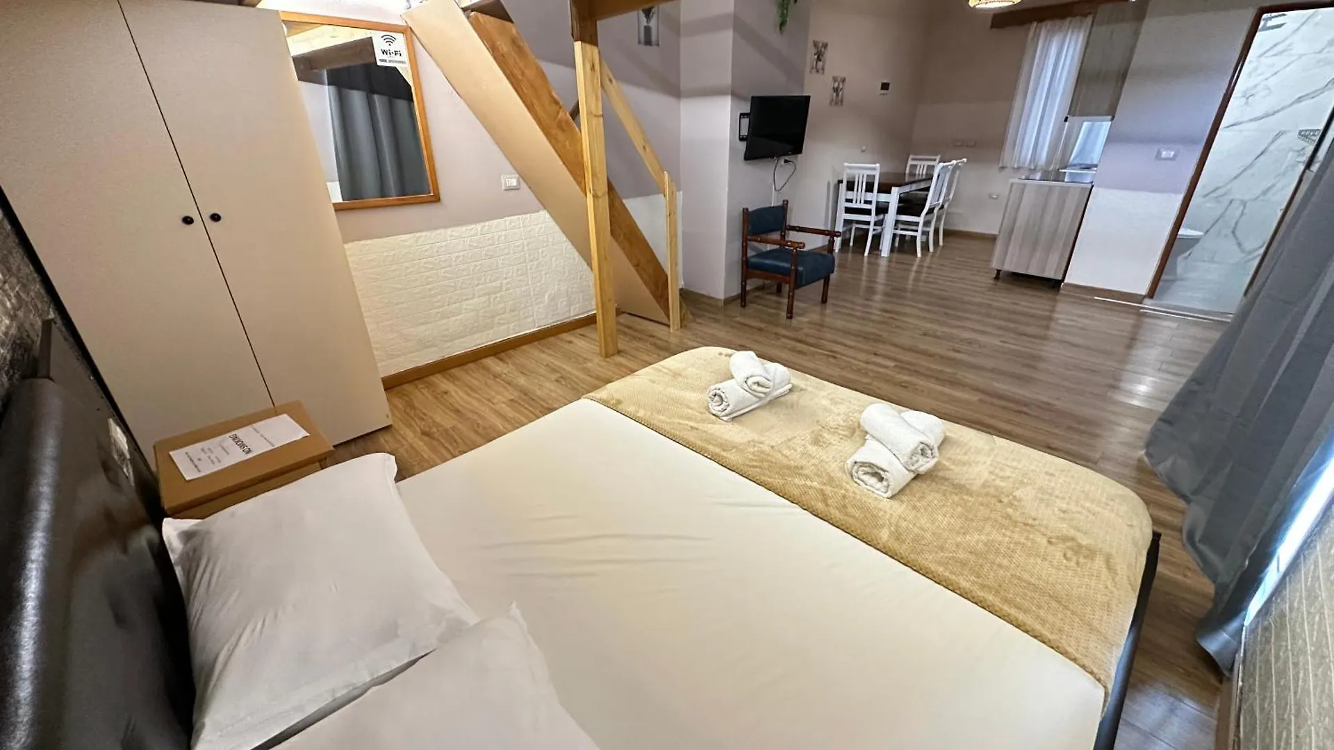 Anel Studios Vlorë Aparthotel