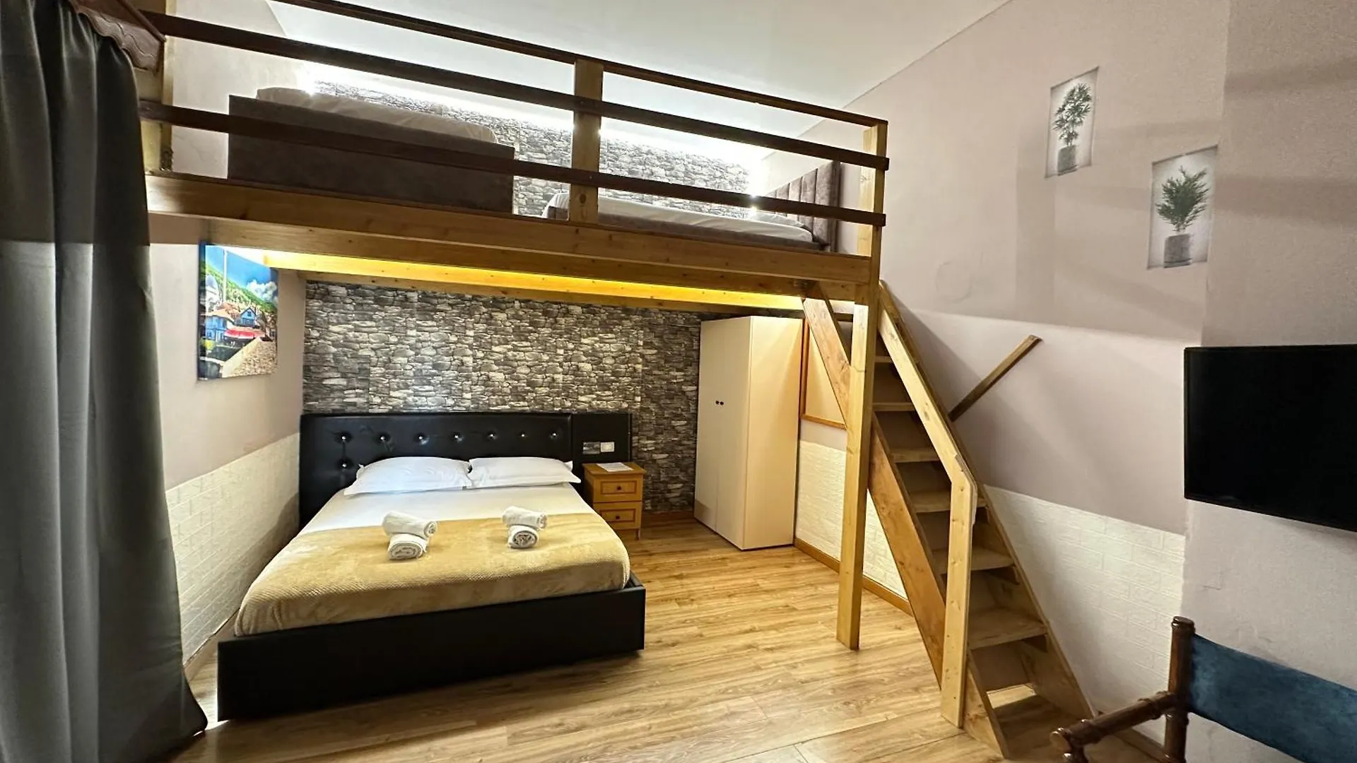 Anel Studios Vlorë Aparthotel